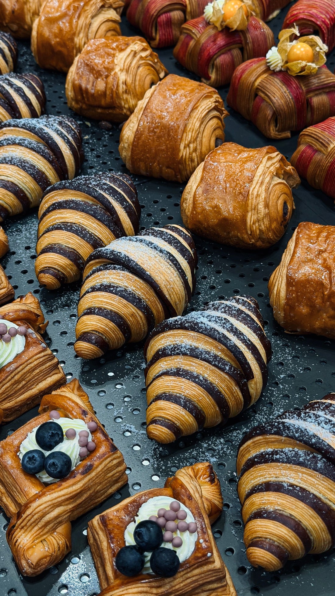 Viennoiseries professionnelles — croissants, feuilletés, brioches réalisés au laminoir - Levainor