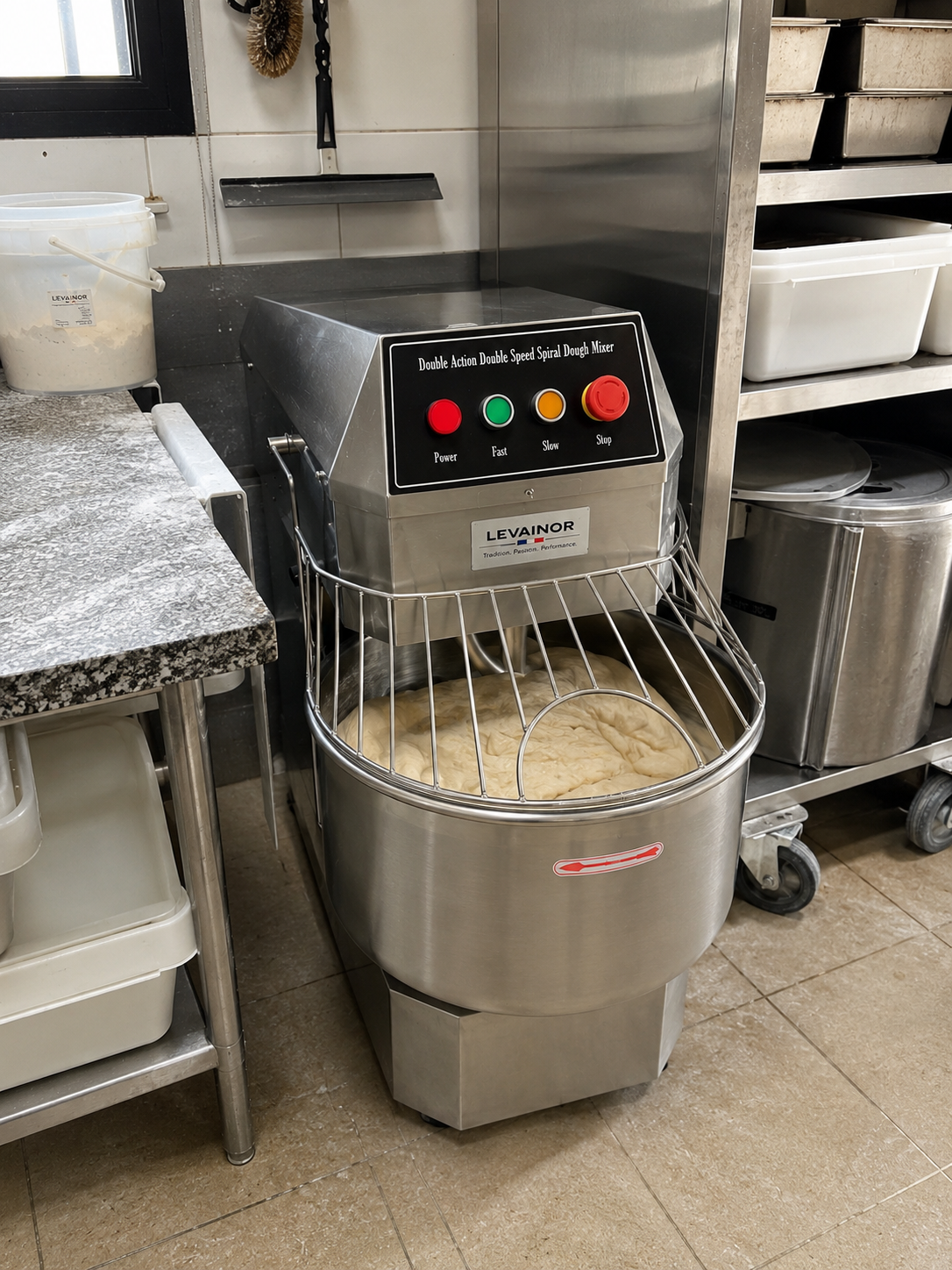 Pétrin Spirale 50L Monophasé Inox – 20 kg Farine | Levainor